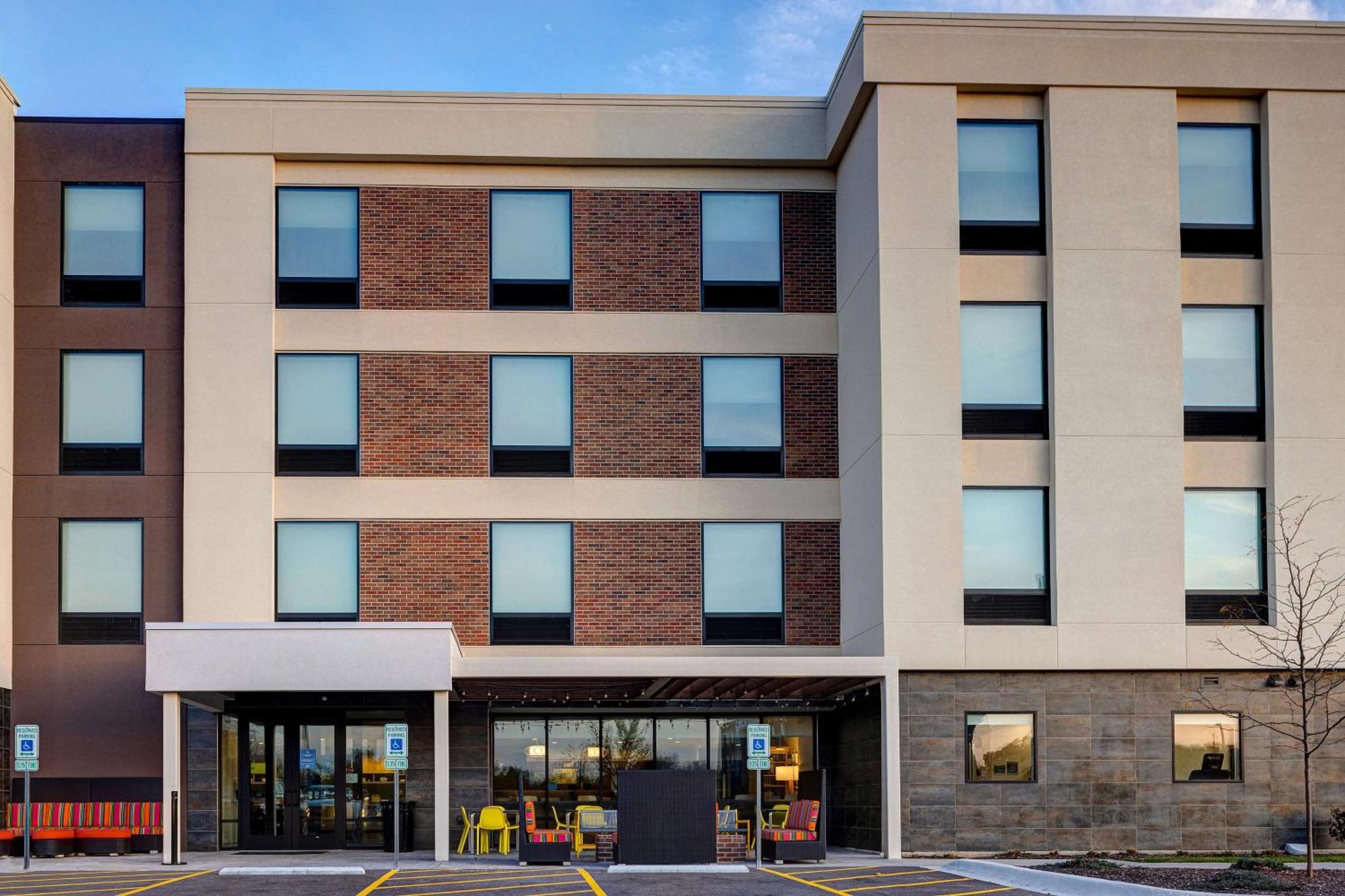 Home2 Suites By Hilton Dekalb Exterior photo